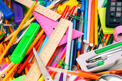 文具归位 迎接新学期的学习伙伴